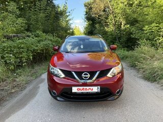2014 Nissan Qashqai II, красный, 1620000 рублей, вид 2
