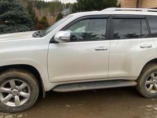 2021 Toyota Land Cruiser Prado 150 Series Рестайлинг 3, белый, 5000000 рублей, вид 3