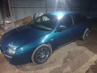 1996 Mazda 323 V (BA), зелёный, 300000 рублей, вид 1