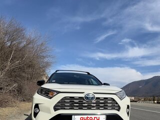 2021 Toyota RAV4 V (XA50), белый, 3200000 рублей, вид 3