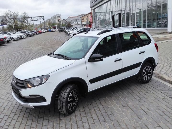 Открыть фотографии: Lada (ВАЗ) Granta I Рестайлинг