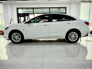 2023 Chevrolet Monza II Рестайлинг, белый, 980000 рублей, вид 5