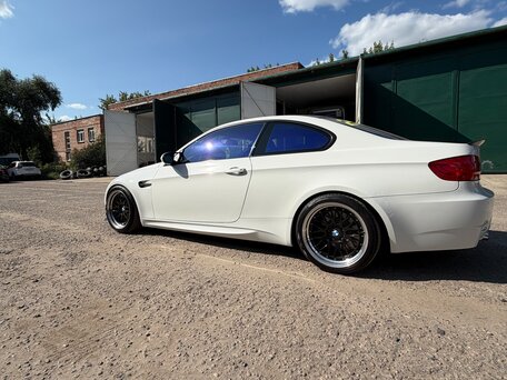 2008 BMW M3 Euro-4 IV (E90), белый, 3900000 рублей, вид 4