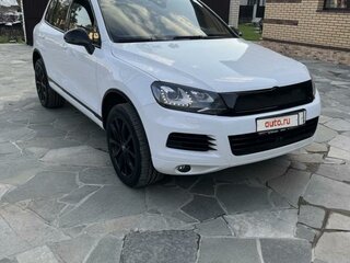 2013 Volkswagen Touareg II, белый, 2350000 рублей, вид 1