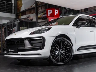 2026 Porsche Macan I Рестайлинг 2, белый, 14490000 рублей, вид 4