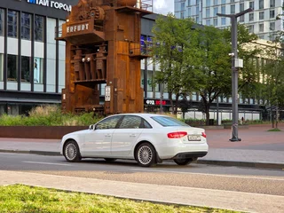 2013 Audi A4 IV (B8) Рестайлинг, белый, 1070000 рублей, вид 2