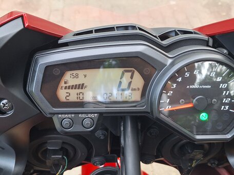 2008 Yamaha FZ1, красный, 780000 рублей, вид 2