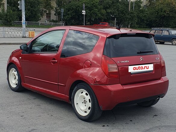 2004 Citroen C2, красный, 295000 рублей - вид 2