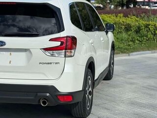 2022 Subaru Forester V Рестайлинг, белый, 2376000 рублей, вид 4