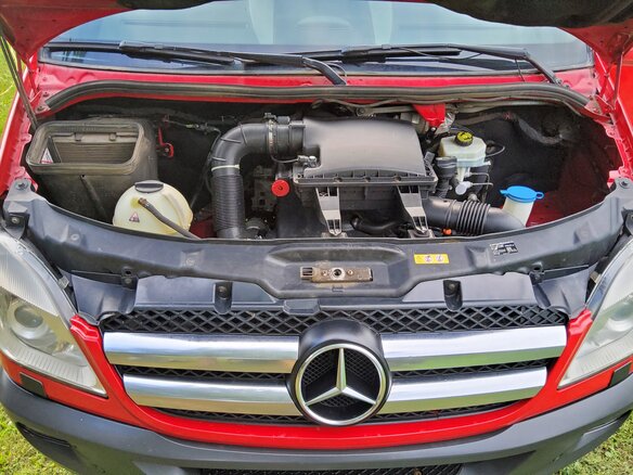 2012 Mercedes-Benz Sprinter, красный - вид 17