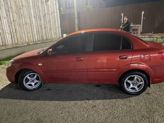 2011 Kia Rio II Рестайлинг, красный, 580000 рублей, вид 3