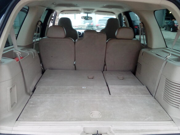 2004 Ford Expedition II, чёрный - вид 5