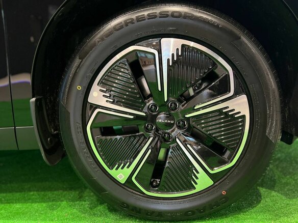 2026 Jeland J6, чёрный - вид 18