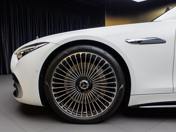 2025 Mercedes-Benz Maybach SL, белый - вид 12