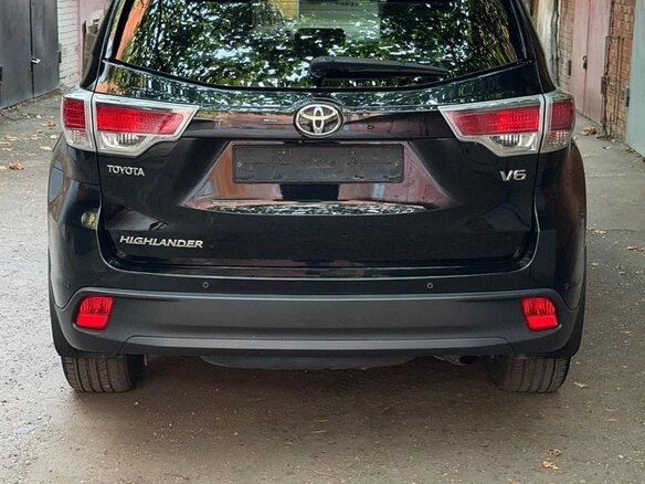 2016 Toyota Highlander III (XU50), чёрный, 2750000 рублей - вид 1