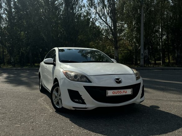 2011 Mazda 3 II (BL), белый, 850000 рублей - вид 1
