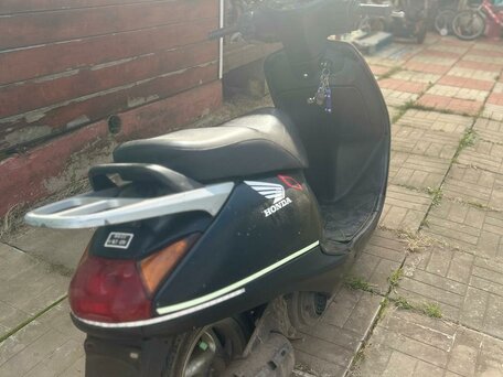 1998 Honda Lead 100, чёрный, 60000 рублей, вид 2