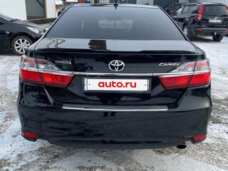 2017 Toyota Camry VII (XV50) Рестайлинг 2, чёрный, 2600000 рублей, вид 3