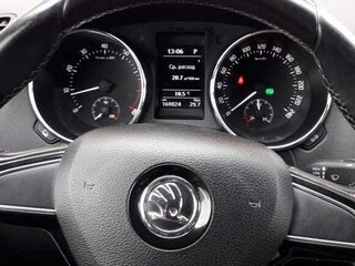 2015 Skoda Yeti I Рестайлинг, белый, 1400000 рублей, вид 3