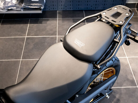 2025 Royal Enfield Himalayan, чёрный, 615000 рублей - вид 16