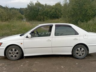 1999 Toyota Vista V (V50), белый, 450000 рублей, вид 4