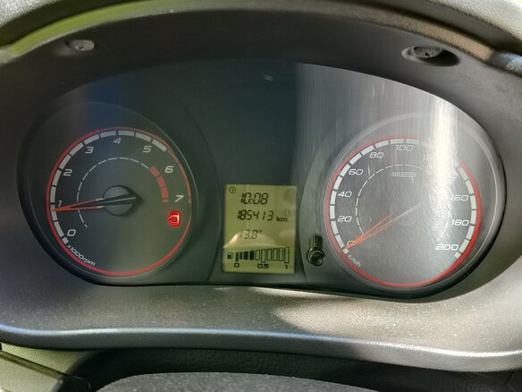 2014 Lada (ВАЗ) Kalina II, серебристый, 400000 рублей - вид 9