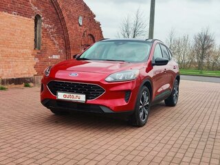 2021 Ford Escape IV, красный, 1899637 рублей, вид 3