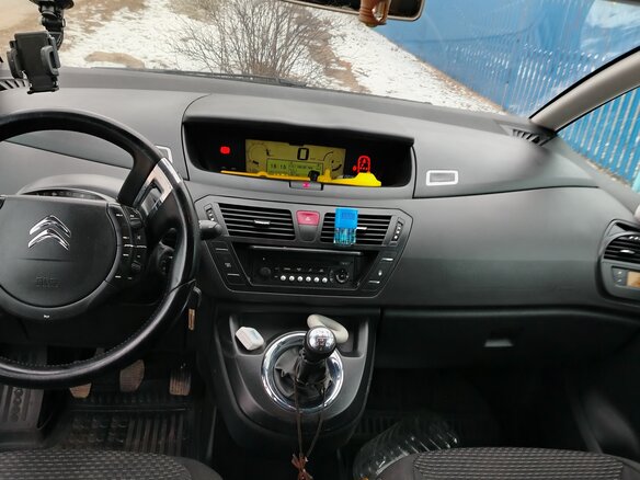 2010 Citroen C4 Picasso Grand I, коричневый, 850000 рублей - вид 4