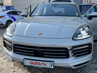 2021 Porsche Cayenne III, серый, 8000000 рублей, вид 1