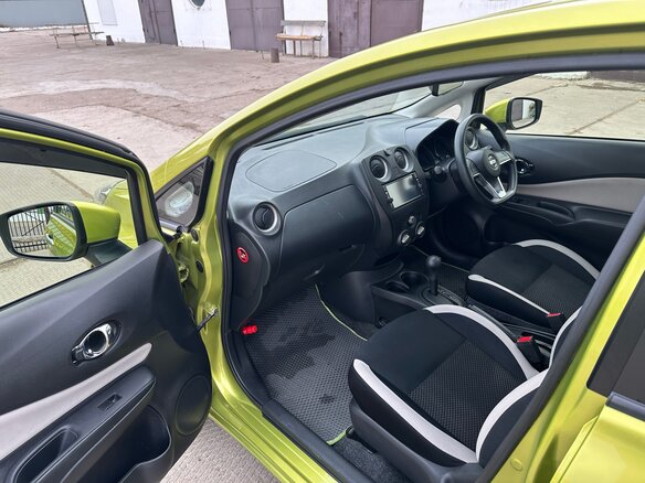 2017 Nissan Note II Рестайлинг, зелёный, 1100000 рублей - вид 12