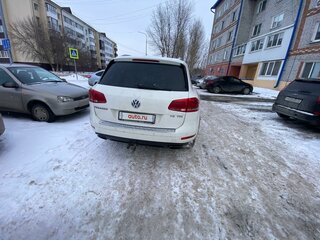 2011 Volkswagen Touareg II, белый, 2050000 рублей, вид 5