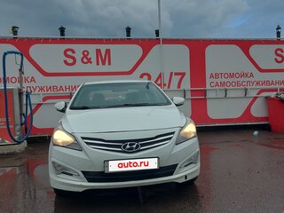 2016 Hyundai Solaris I Рестайлинг, белый, 600000 рублей, вид 5