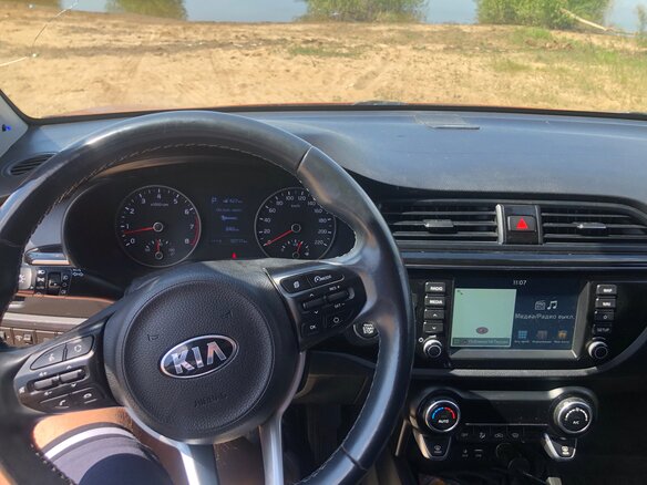 2019 Kia Rio IV, оранжевый, 1150000 рублей - вид 6