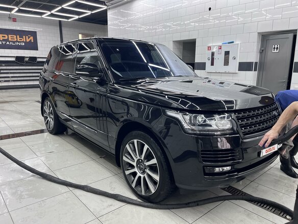 2014 Land Rover Range Rover IV, чёрный, 4150000 рублей - вид 2