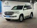 2015 Toyota Land Cruiser 200 Series Рестайлинг 2, белый