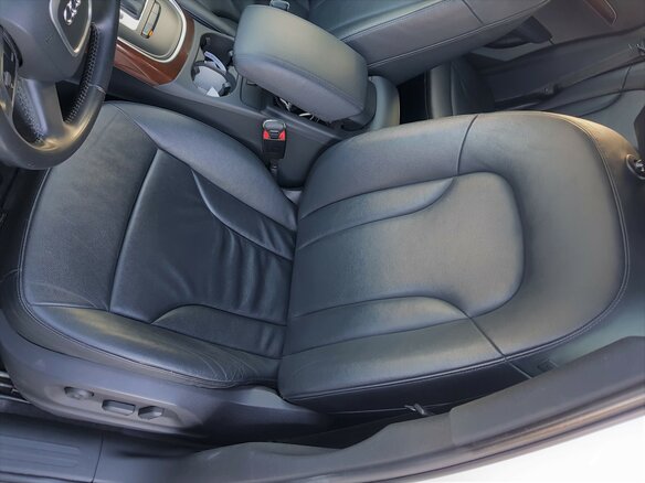 2010 Audi Q5 I (8R), белый - вид 14