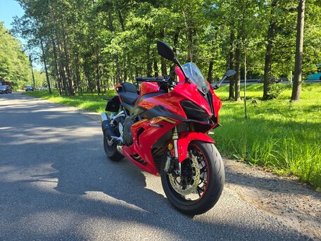 2024 QJMotor SRK 800 RR, красный, 650000 рублей, вид 1