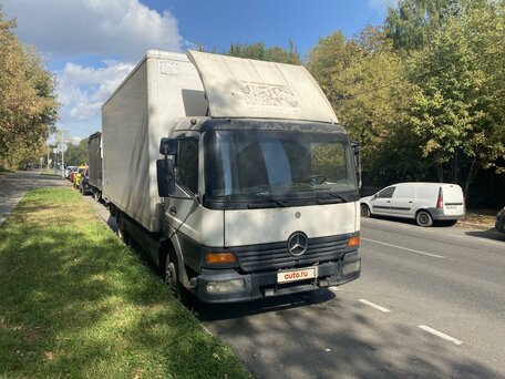 1998 Mercedes-Benz Atego, белый, 1000000 рублей, вид 5
