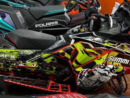 2020 BRP Ski-Doo Summit 850, красный, 1300000 рублей, вид 4