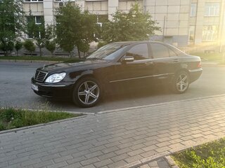 2003 Mercedes-Benz S-Класс 500 5-speed IV (W220) Рестайлинг, чёрный, 679000 рублей, вид 5