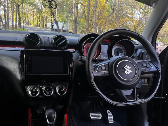 2018 Suzuki Swift Sport V, чёрный, 1580000 рублей - вид 4