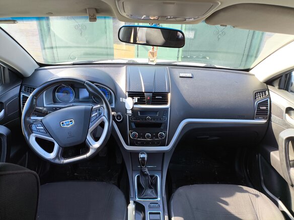 2016 Geely Emgrand EC7, белый, 600000 рублей - вид 12