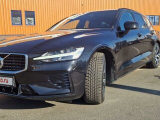 2020 Volvo V60 II, чёрный, 3100000 рублей, вид 4