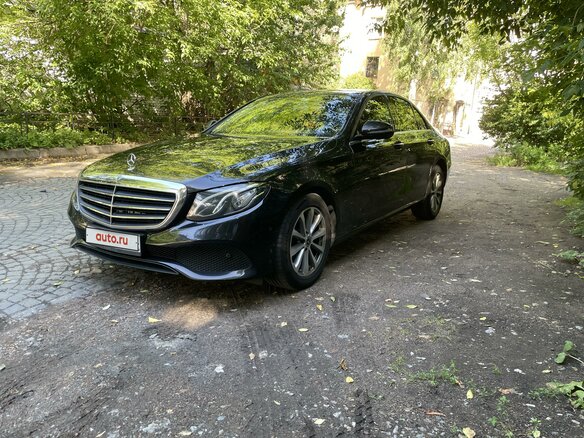 2019 Mercedes-Benz E-Класс 200 V (W213, S213, C238), чёрный, 2156000 рублей - вид 1