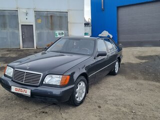 1993 Mercedes-Benz S-Класс 350 III (W140), чёрный, 1550000 рублей, вид 1