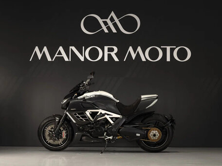2012 Ducati Diavel, белый, 1890000 рублей, вид 5