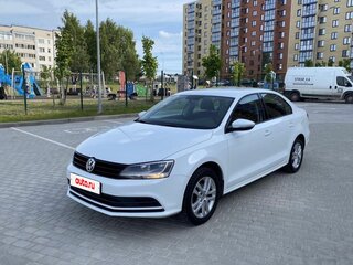2016 Volkswagen Jetta VI Рестайлинг, белый, 1030000 рублей, вид 3