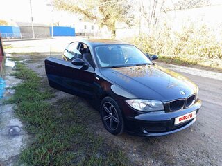2009 BMW 1 серии 116i I (E81/E82/E87/E88) Рестайлинг, чёрный, 750000 рублей, вид 4