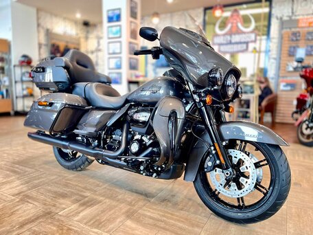 2023 Harley-Davidson Ultra Limited, синий, 3950000 рублей, вид 1