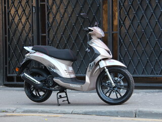 2023 Regulmoto Trevis 125, бежевый, 138000 рублей, вид 5